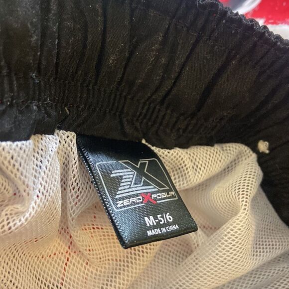 4/$30 ZERO POSUR SWIM KIDS SHORT SIZE M (5-6) - Picture 5 of 12